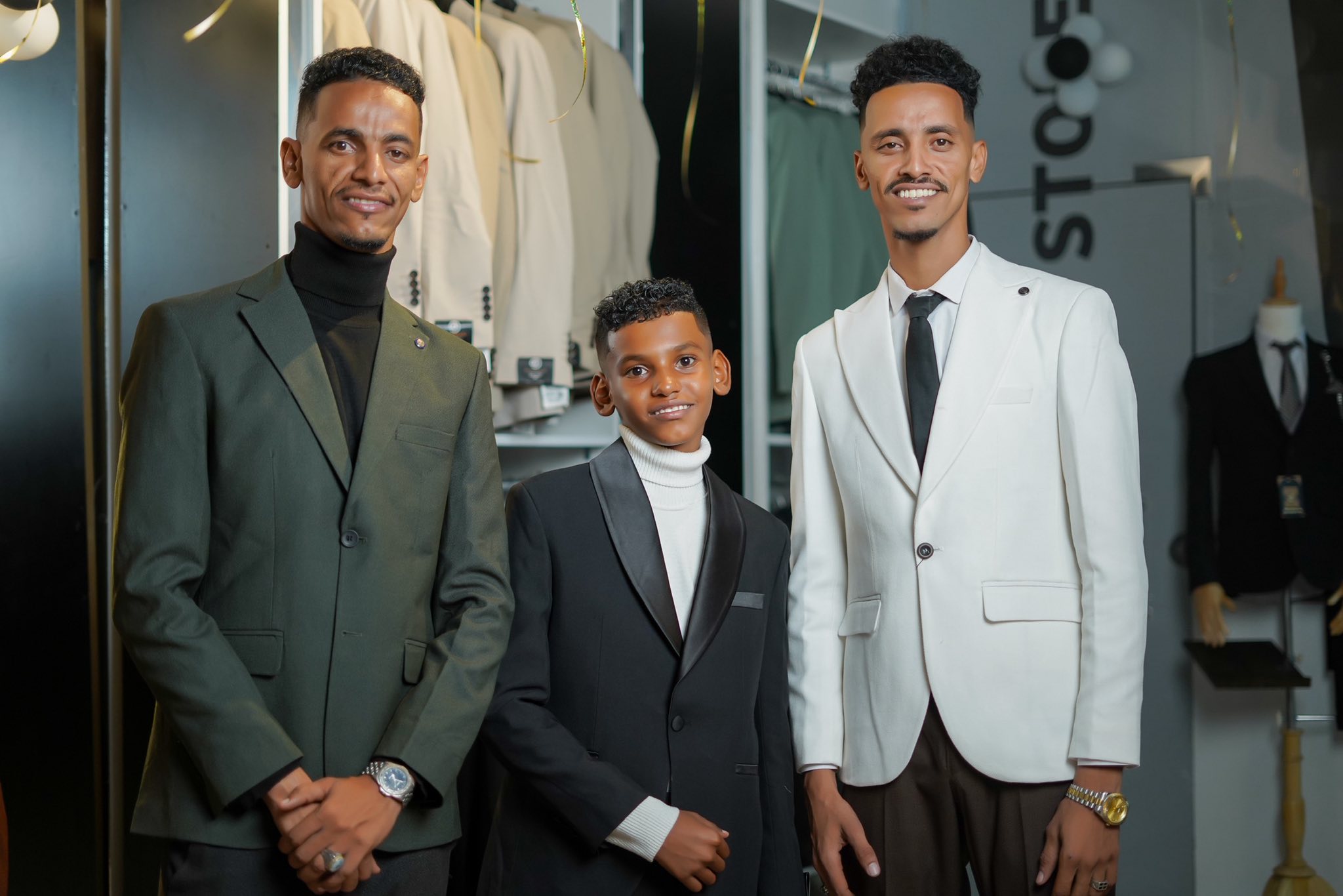 فونزو سوتس — منتج مميز